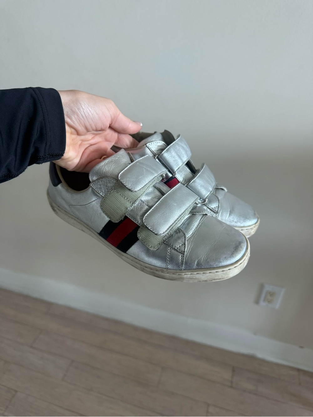Gucci Silver Kids Velcro Sneakers with Red & Navy Stripe